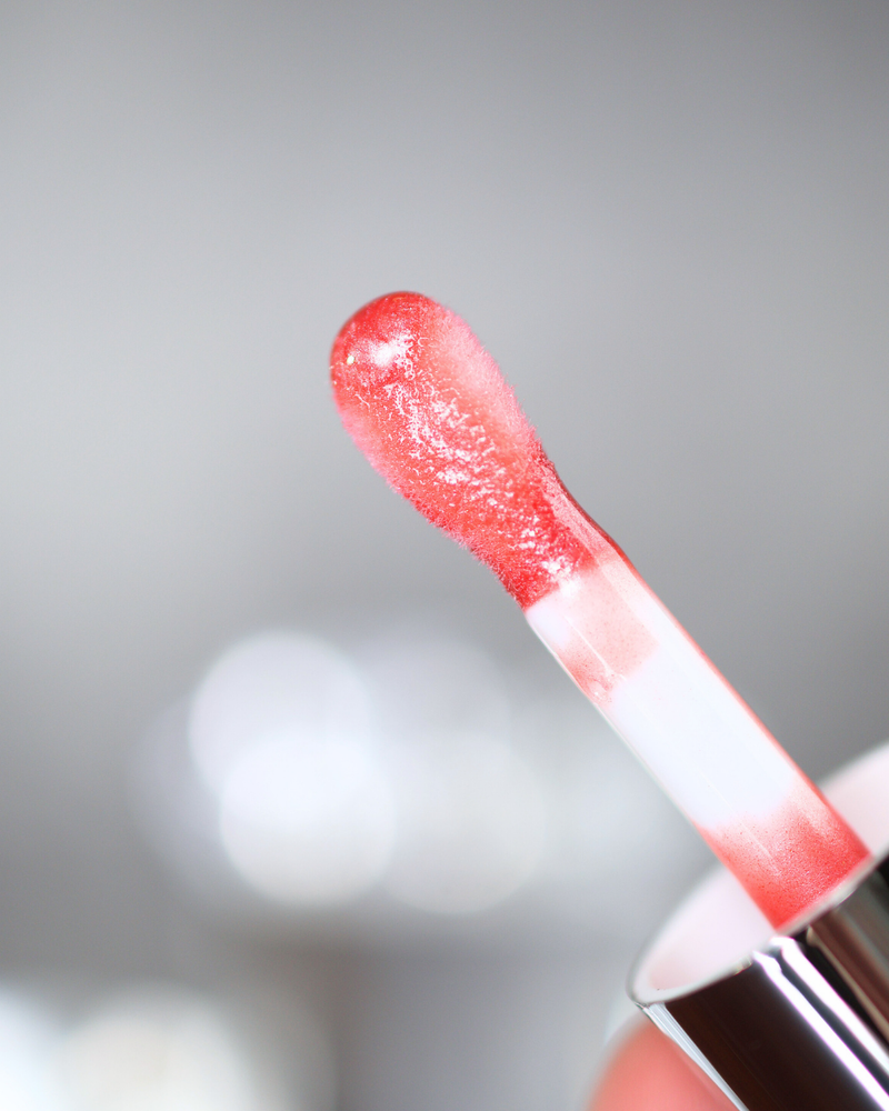 
                  
                    Glacier Glow Icy Lip Oil Treatment
                  
                 