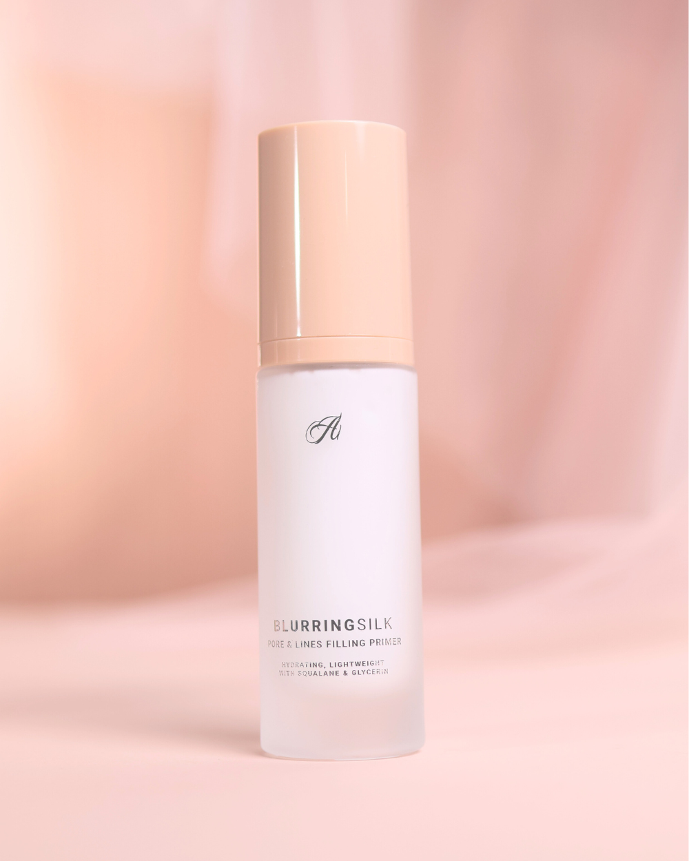 
                  
                    Blurring Silk Primer
                  
                