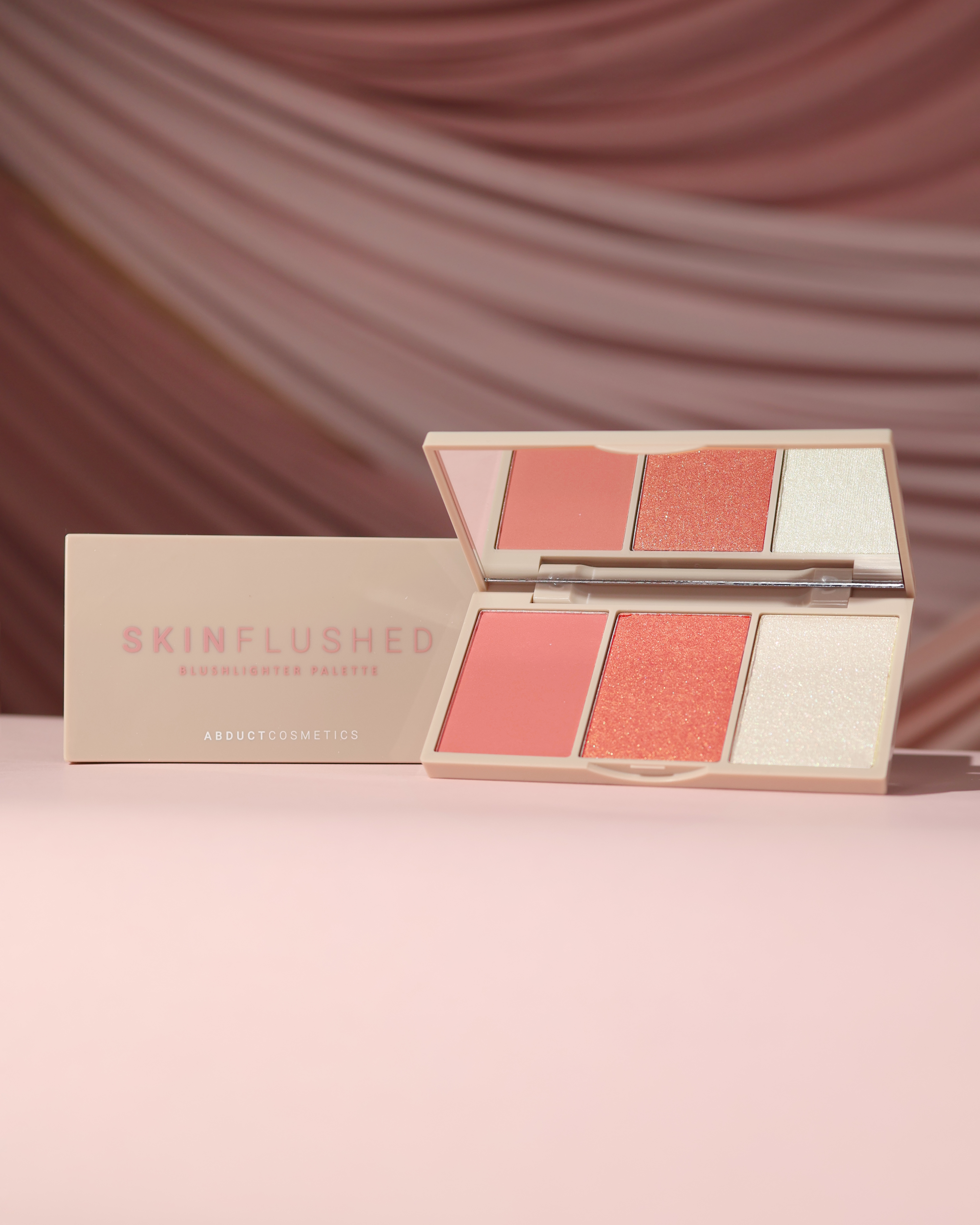 
                  
                    Skin Flushed Blushlighter Palette
                  
                